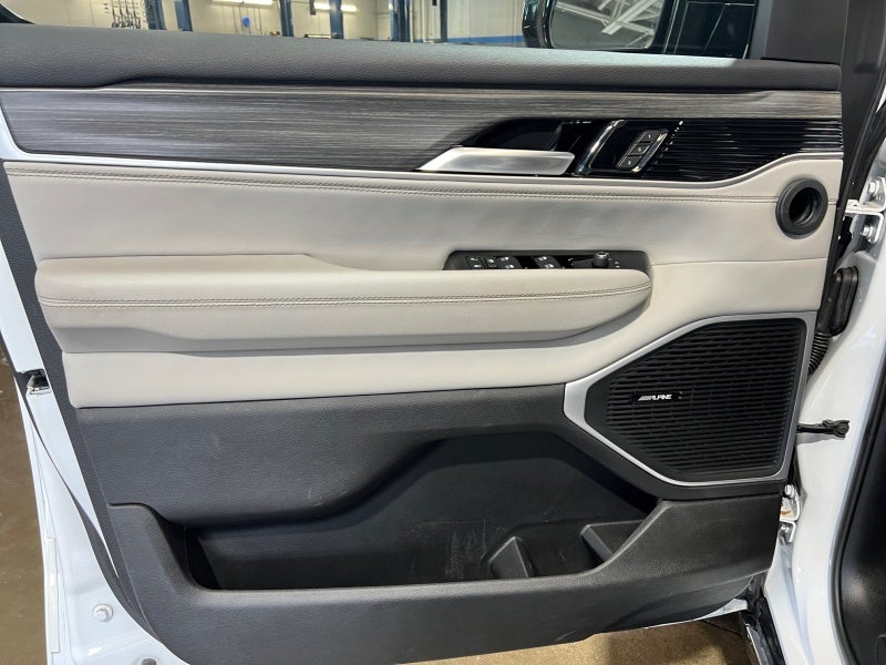 2024 Jeep Wagoneer Series III