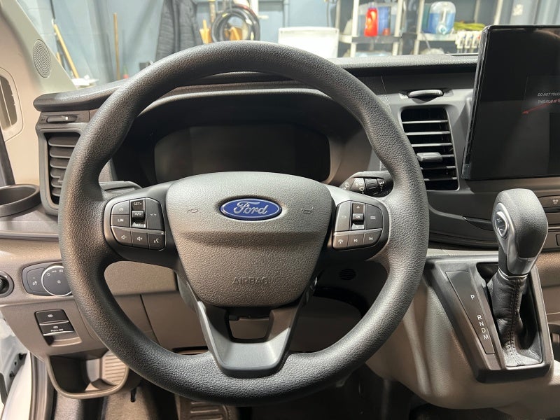 2026 Ford Transit Passenger Wagon XL