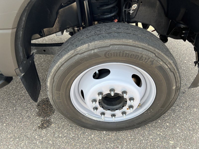 2022 Ford Super Duty F-550 DRW XL