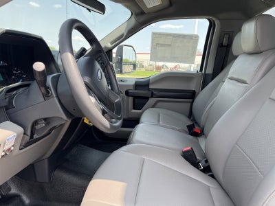 2022 Ford Super Duty F-550 DRW XL