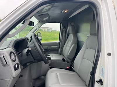 2024 Ford E-Series Cutaway E-450 DRW 176" WB