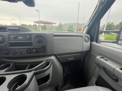 2024 Ford E-Series Cutaway E-450 DRW 176" WB