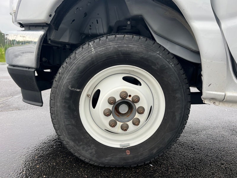 2024 Ford E-Series Cutaway E-450 DRW 176" WB