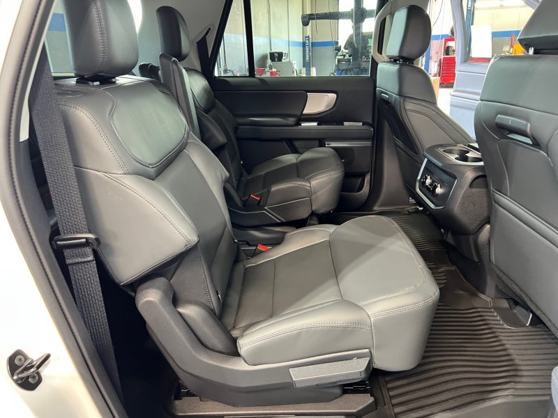 2027 Ford Expedition Max Active
