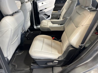 2026 Ford Explorer Base