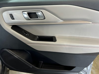 2026 Ford Explorer Base