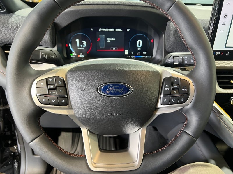 2027 Ford Explorer Active w/200A Pkg