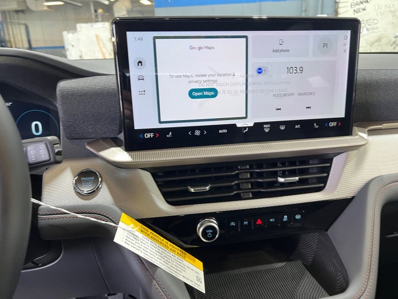 2027 Ford Explorer Active w/200A Pkg
