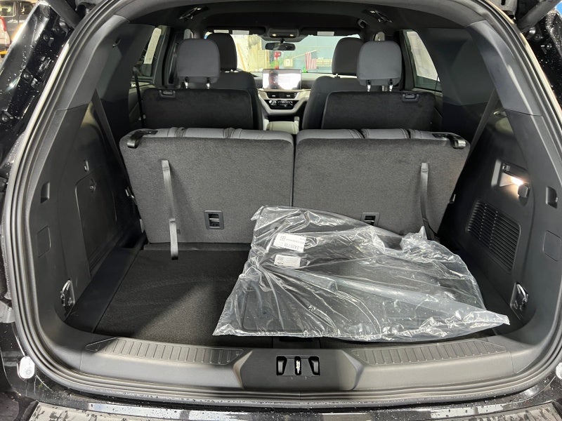 2027 Ford Explorer Active w/200A Pkg