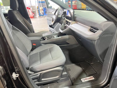 2027 Ford Explorer Active w/200A Pkg