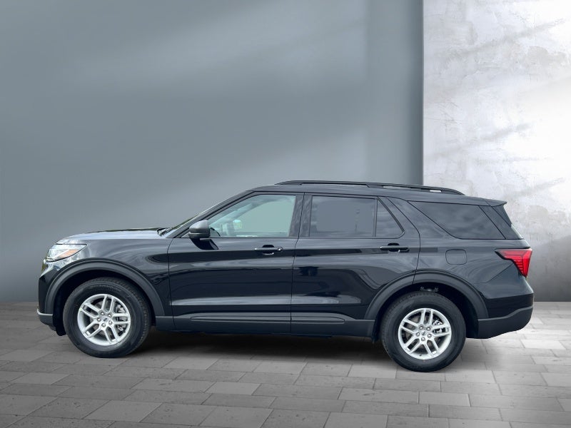 2027 Ford Explorer Active w/200A Pkg