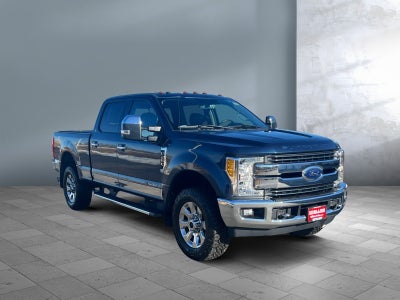 2017 Ford Super Duty F-250 SRW Lariat