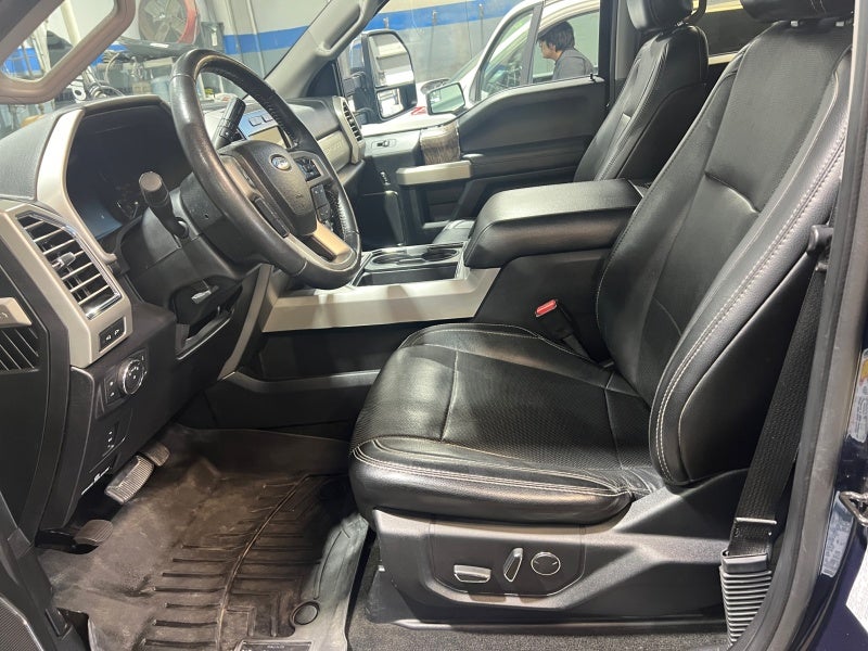 2017 Ford Super Duty F-250 SRW Lariat