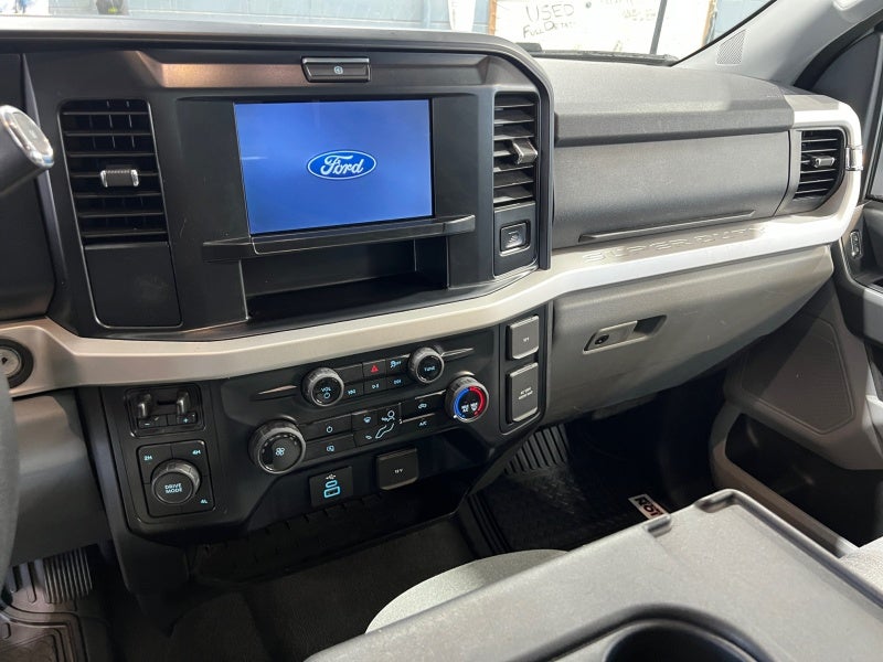 2025 Ford Super Duty F-250 SRW XLT