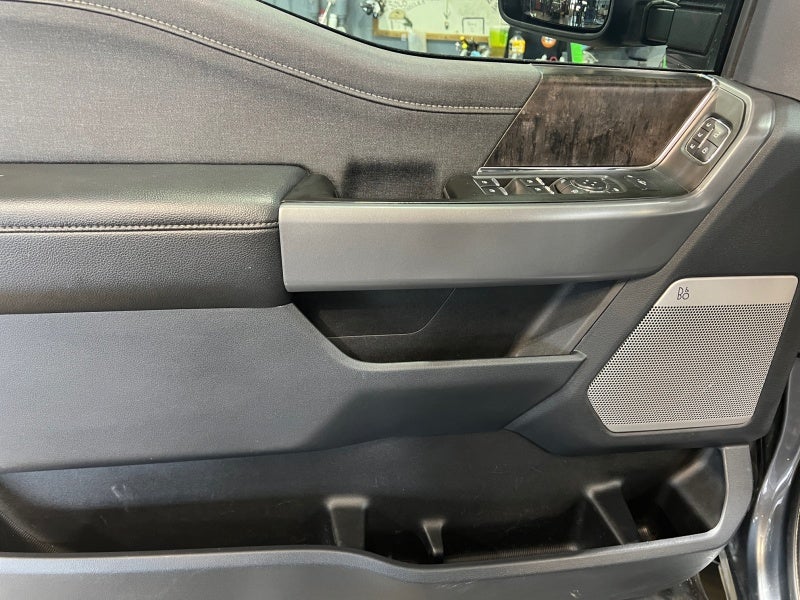 2023 Ford Super Duty F-250 SRW LARIAT