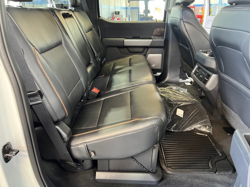 2026 Ford Super Duty F-350 SRW F-350® Lariat®