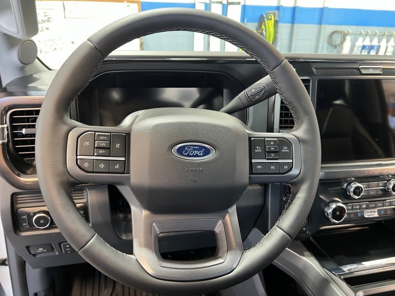 2026 Ford Super Duty F-350 SRW F-350® Lariat®