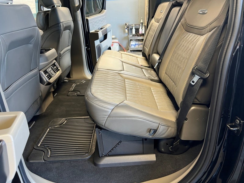 2026 Ford Super Duty F-350 SRW Platinum