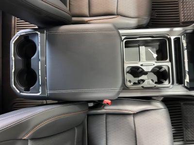 2026 Ford Super Duty F-350 SRW F-350® Lariat®