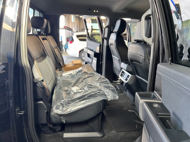 2026 Ford Super Duty F-350 SRW F-350® Lariat®