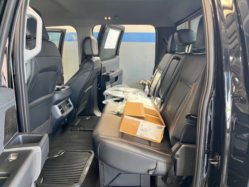 2026 Ford Super Duty F-350 SRW F-350® Lariat®