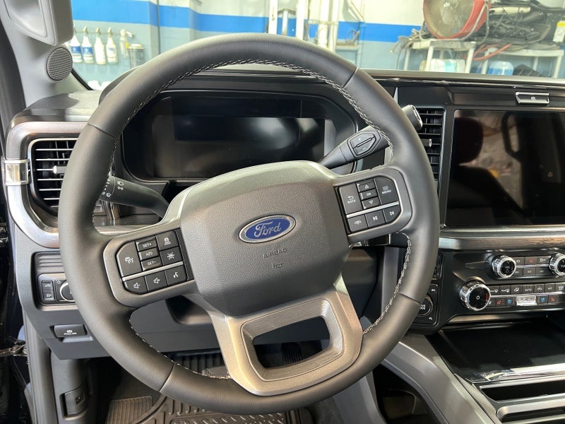 2026 Ford Super Duty F-350 SRW F-350® Lariat®