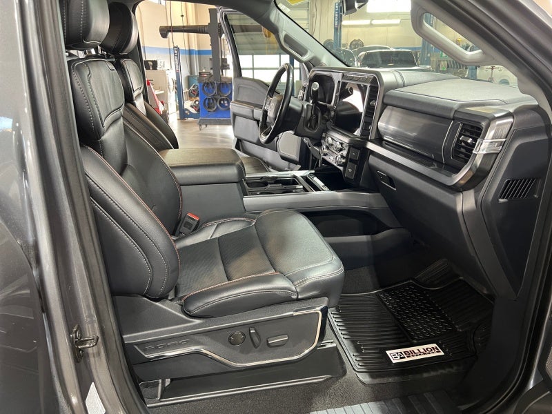 2024 Ford Super Duty F-350 SRW LARIAT