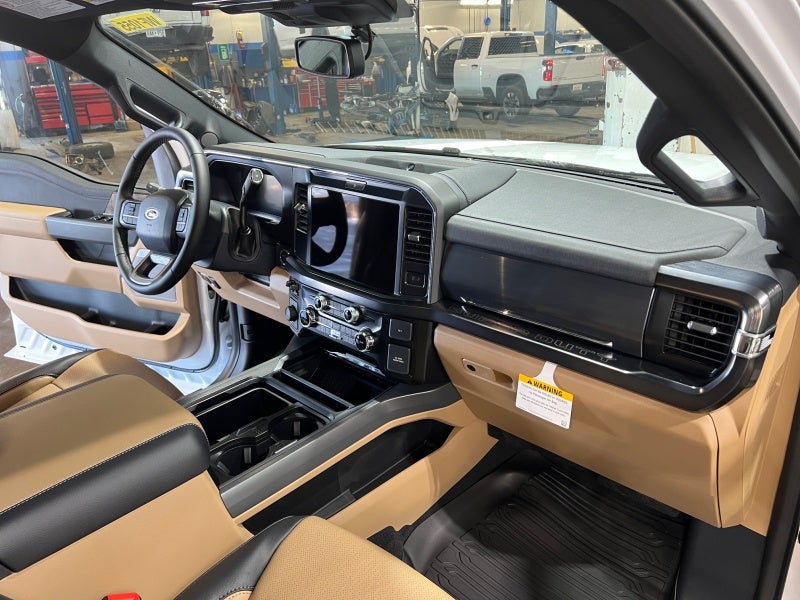 2026 Ford Super Duty F-350 SRW LARIAT