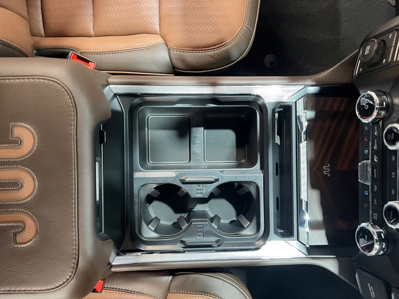 2026 Ford Super Duty F-350 SRW F-350® King Ranch®