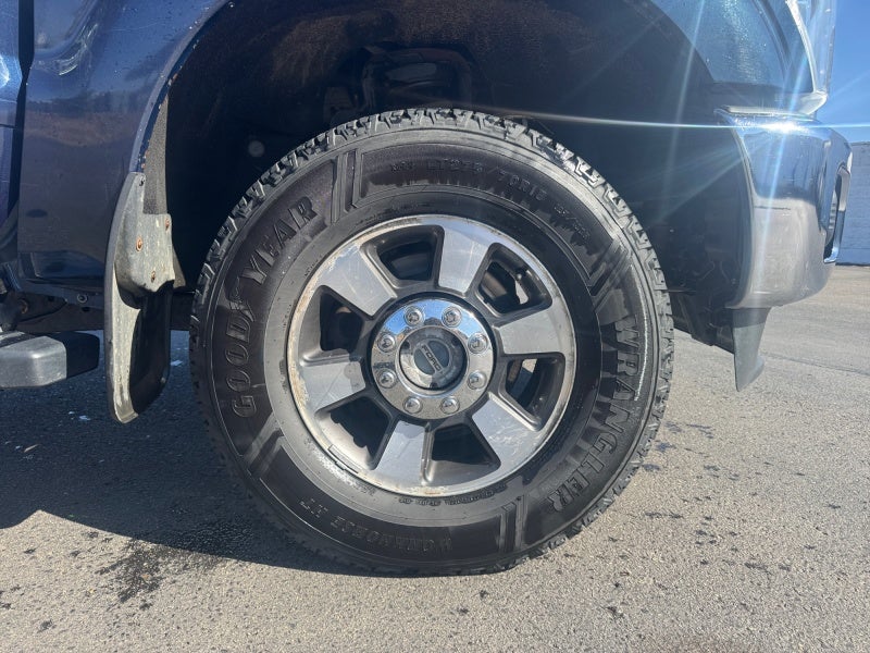 2013 Ford Super Duty F-350 SRW Pickup Lariat