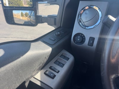 2013 Ford Super Duty F-350 SRW Pickup Lariat