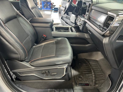 2024 Ford Super Duty F-350 SRW LARIAT