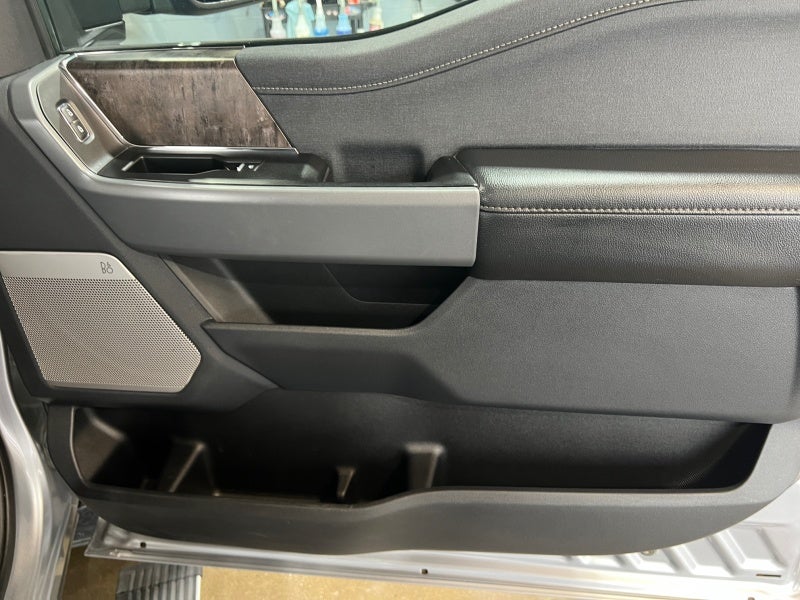 2024 Ford Super Duty F-350 SRW LARIAT