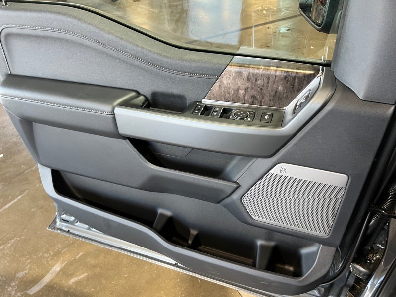2026 Ford Super Duty F-350 SRW F-350® Lariat®