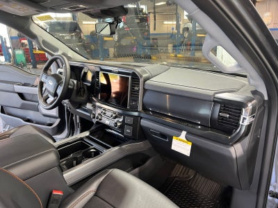 2026 Ford Super Duty F-350 SRW F-350® Lariat®