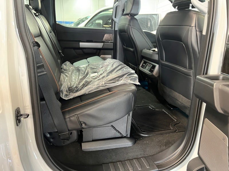 2026 Ford Super Duty F-350 SRW F-350® Lariat®