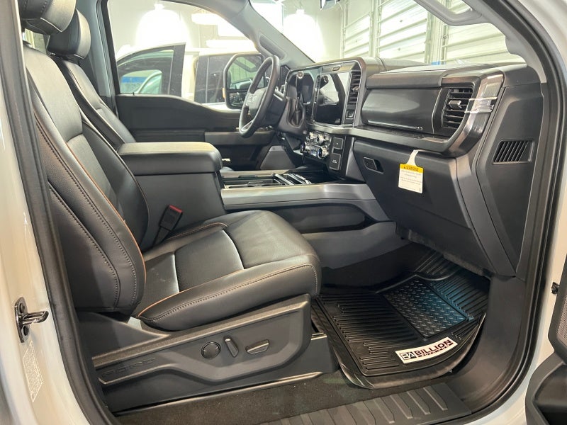 2026 Ford Super Duty F-350 SRW F-350® Lariat®