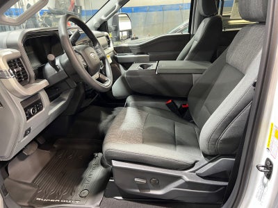 2026 Ford Super Duty F-350 DRW XLT