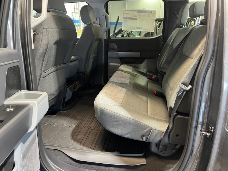 2026 Ford Super Duty F-350 DRW XLT