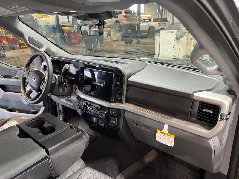 2026 Ford Super Duty F-350 DRW XLT