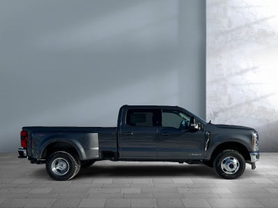 2026 Ford Super Duty F-350 DRW XLT