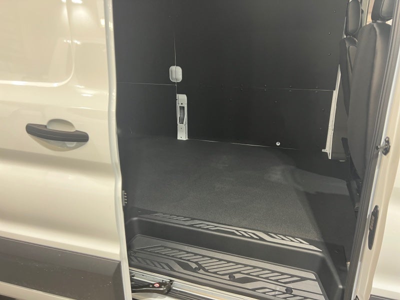 2026 Ford Transit Cargo Van T-350 HD 148" Med Rf 9950 GVWR AWD