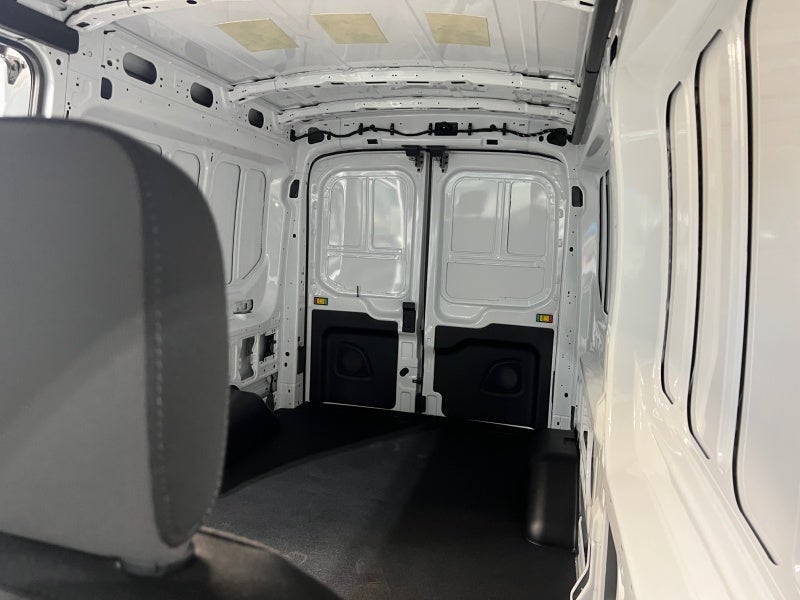 2026 Ford Transit Cargo Van T-350 HD 148" Med Rf 9950 GVWR AWD
