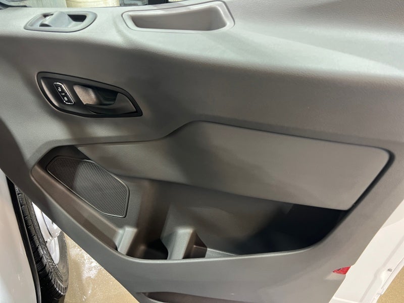 2026 Ford Transit Cargo Van T-350 148" Med Rf 9500 GVWR AWD