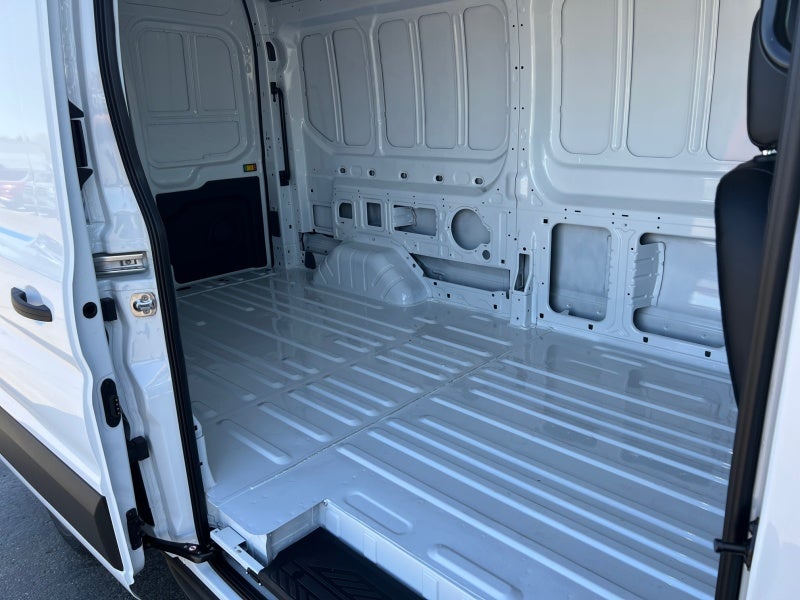 2026 Ford Transit Cargo Van T-350 148" Med Rf 9500 GVWR RWD