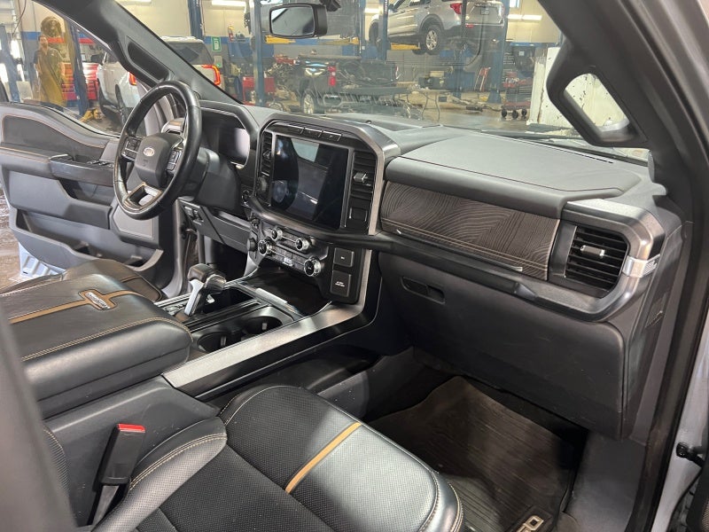 2022 Ford F-150 Platinum