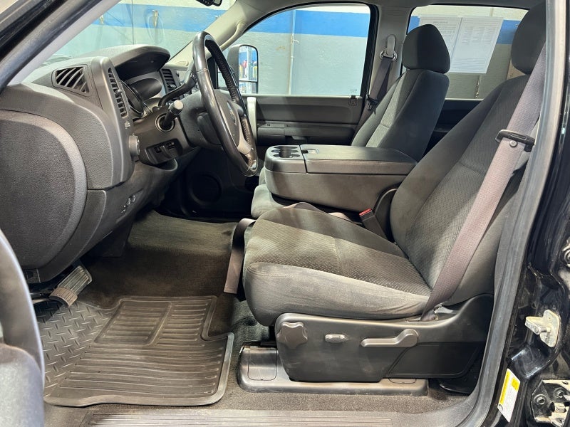 2008 Chevrolet Silverado 2500HD LT w/1LT