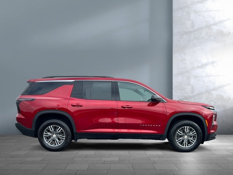 2026 Chevrolet Traverse AWD LT