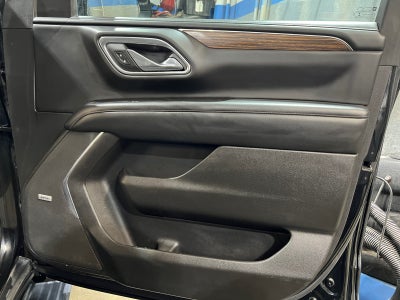 2021 Chevrolet Suburban High Country