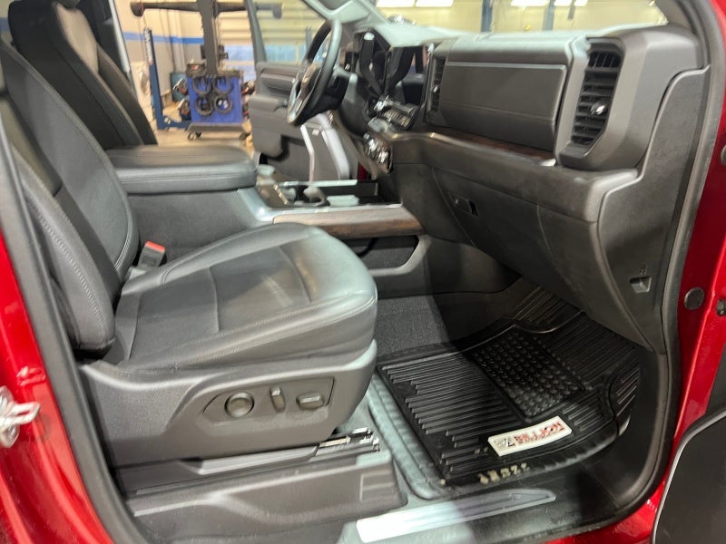 2025 GMC Sierra 2500HD SLT